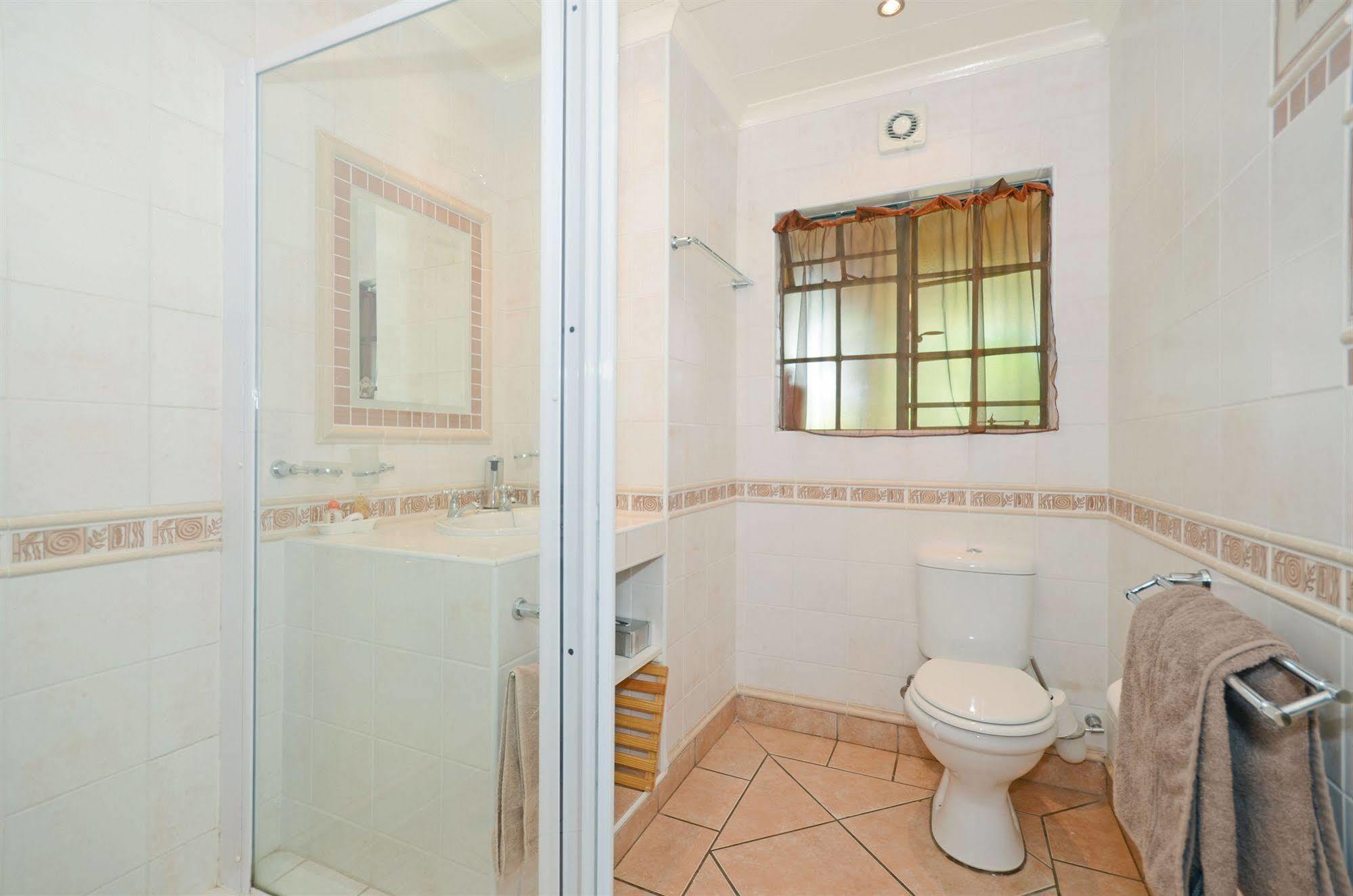 Cherry Tree Cottage B&B Linden Johannesburg Exterior foto